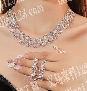 这个套链成品订单，如图，寻找成品工厂，找