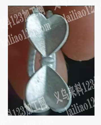 合金饰品上弹簧的手工活外发加工，寻找会做