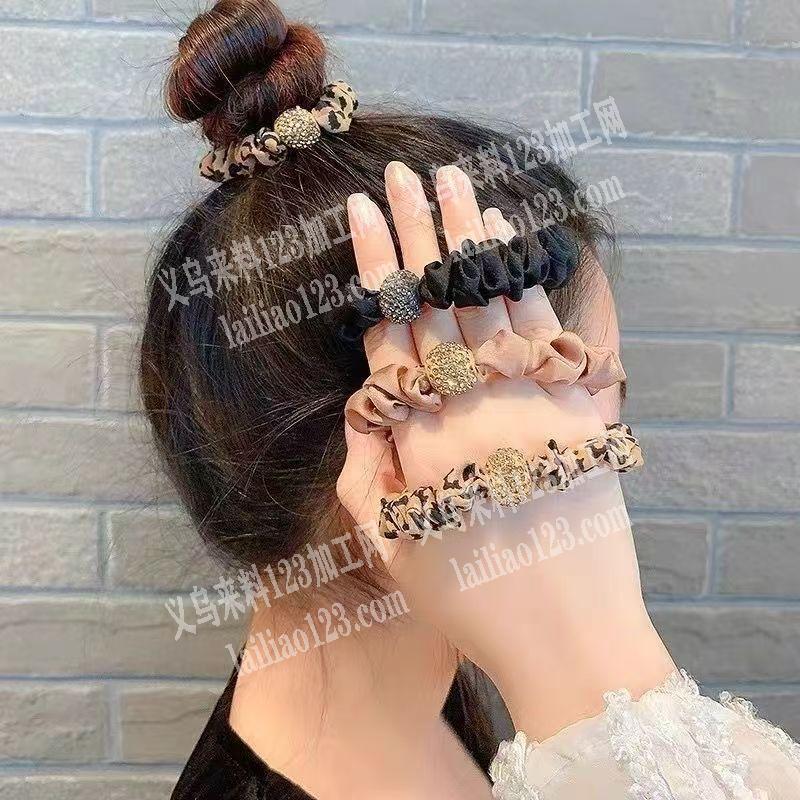 发河南做，如图，简单布艺发圈外发加工，这