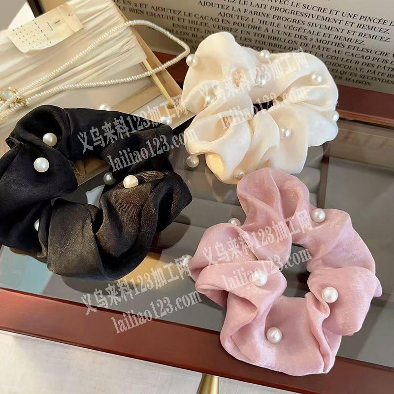 布艺发圈钉珠外发加工，如图，可发外地，寻