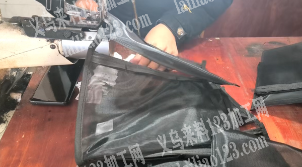 公司有包边外发，最好是高车做，发东阳千祥