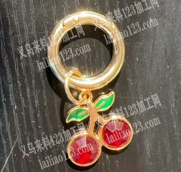 金属樱桃钥匙扣订单，如图，寻找工厂，请联