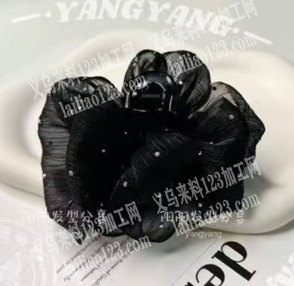 寻找会做这个泡泡云朵抓夹的加工厂，请联系