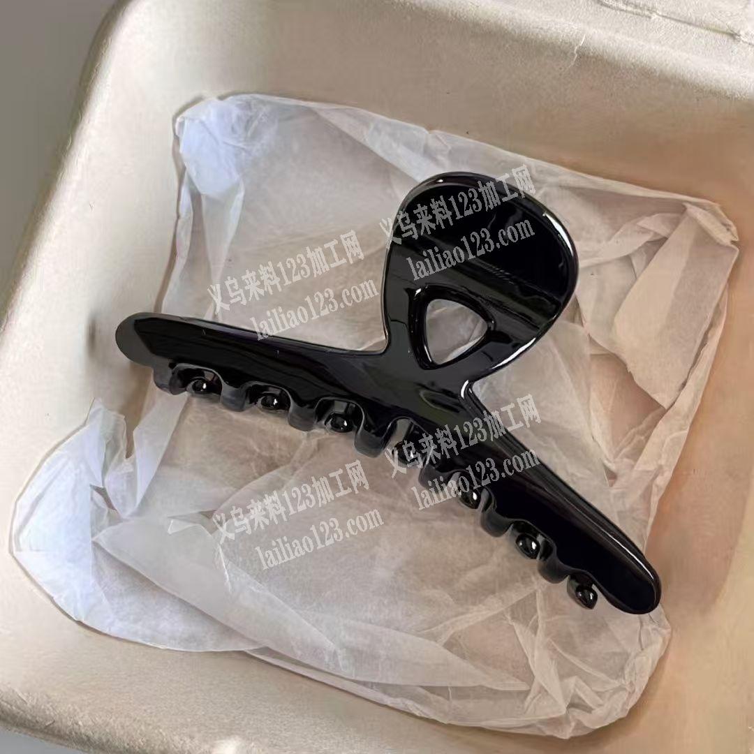 【注塑抓夹订单】如图抓夹订单，寻找毛胚注