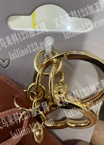 上卡包装手工活外发加工，发义乌本地做，这