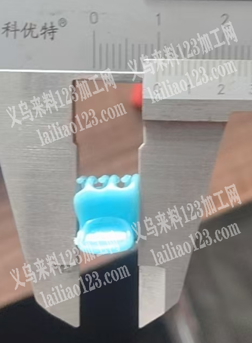 1公分左右的小抓夹订单，。如图。寻找厂家