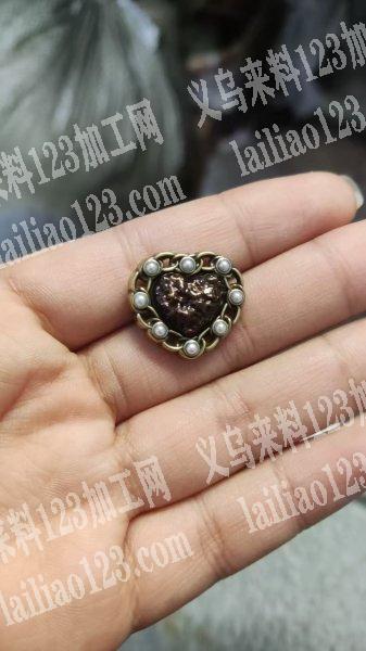 纽扣采购现货，有单子，不需要定做的