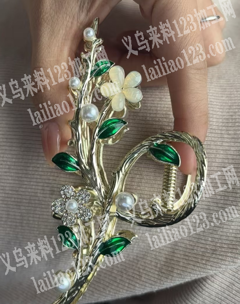 如图合金抓夹订单，寻找压铸工厂合作，请联