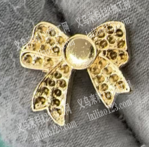 【点钻外发加工】需要手工和机器一起点的，