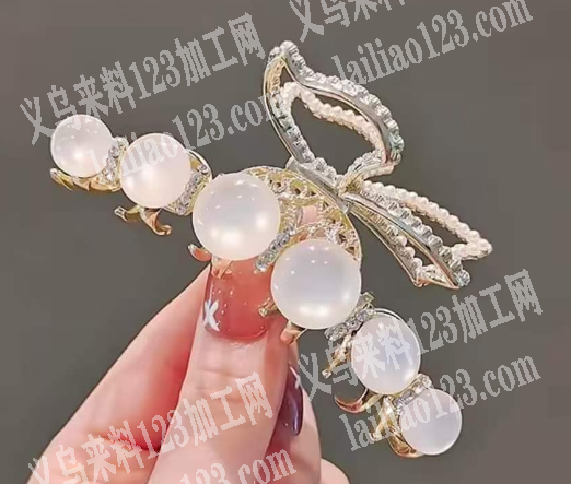 如图爆款抓夹成品订单，寻找成品工厂，请联