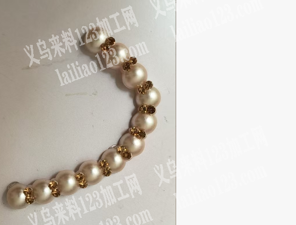 大量点钻外发，饰品配件上面点钻外发加工，