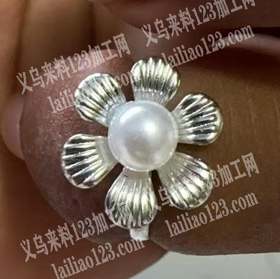 这个小花饰品订单，寻找专业做这个小花饰品