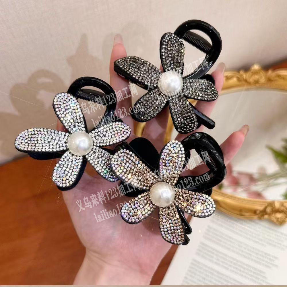 五瓣花头饰订单。，如图，寻找这个饰品工厂