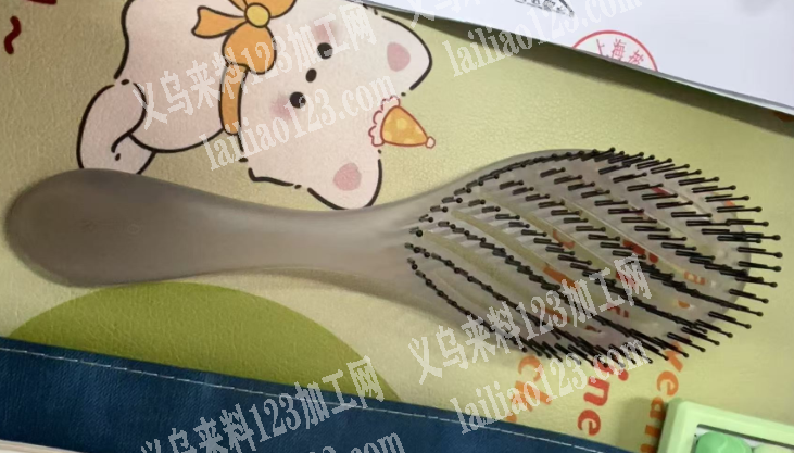 如图梳子订单，找厂家，请联系详谈微信详谈