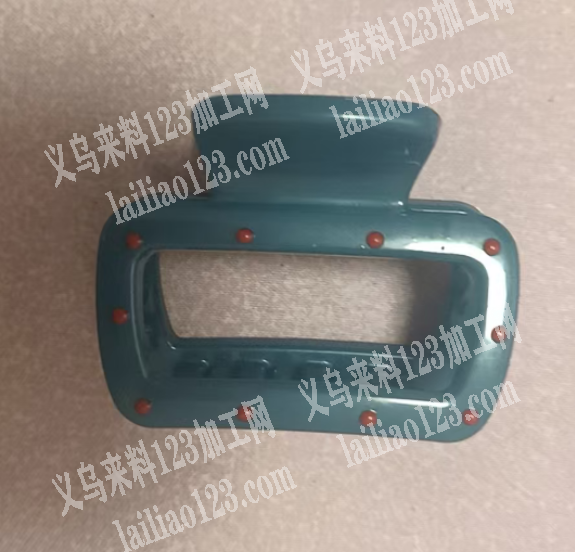 寻找抓夹成品工厂，请联系详谈，长期合作，