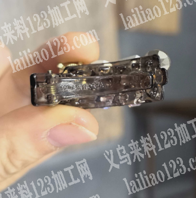 谁家专业做这发夹底胚的，请联系详谈