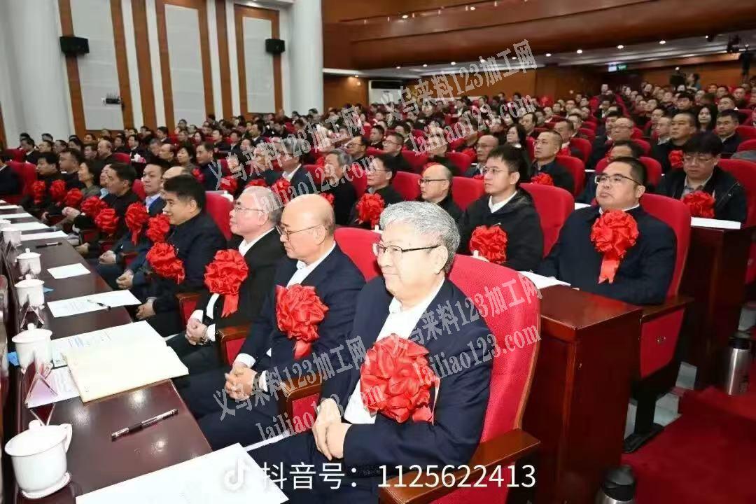 如图，这个花有订单,求购这个大红花