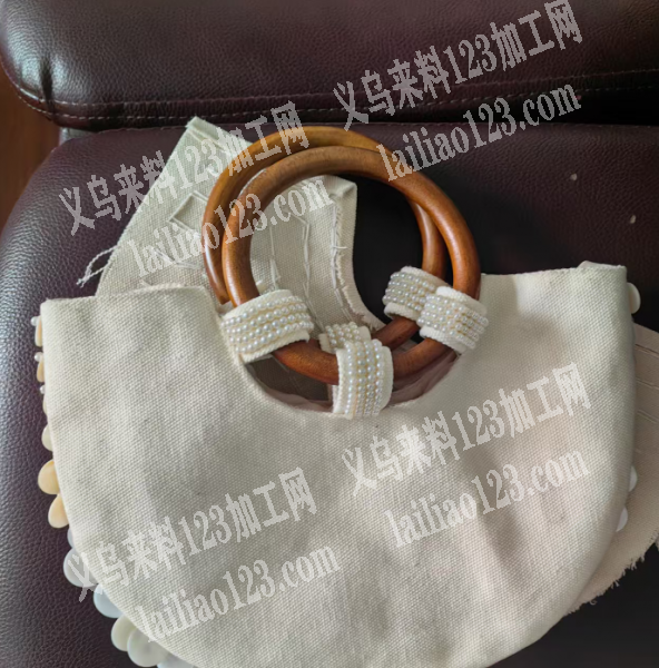 公司帆布手提包订单。如图。寻找专业做箱包