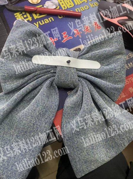 布艺蝴蝶结平车活外发加工。如图。找加工厂