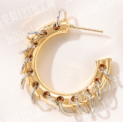 夸张耳环订单，如图，寻找这类耳环成品。有