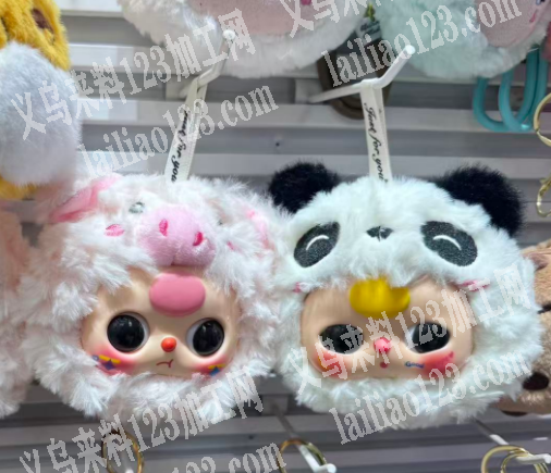 毛绒挂件成品订单，如图，量大，需要一手厂