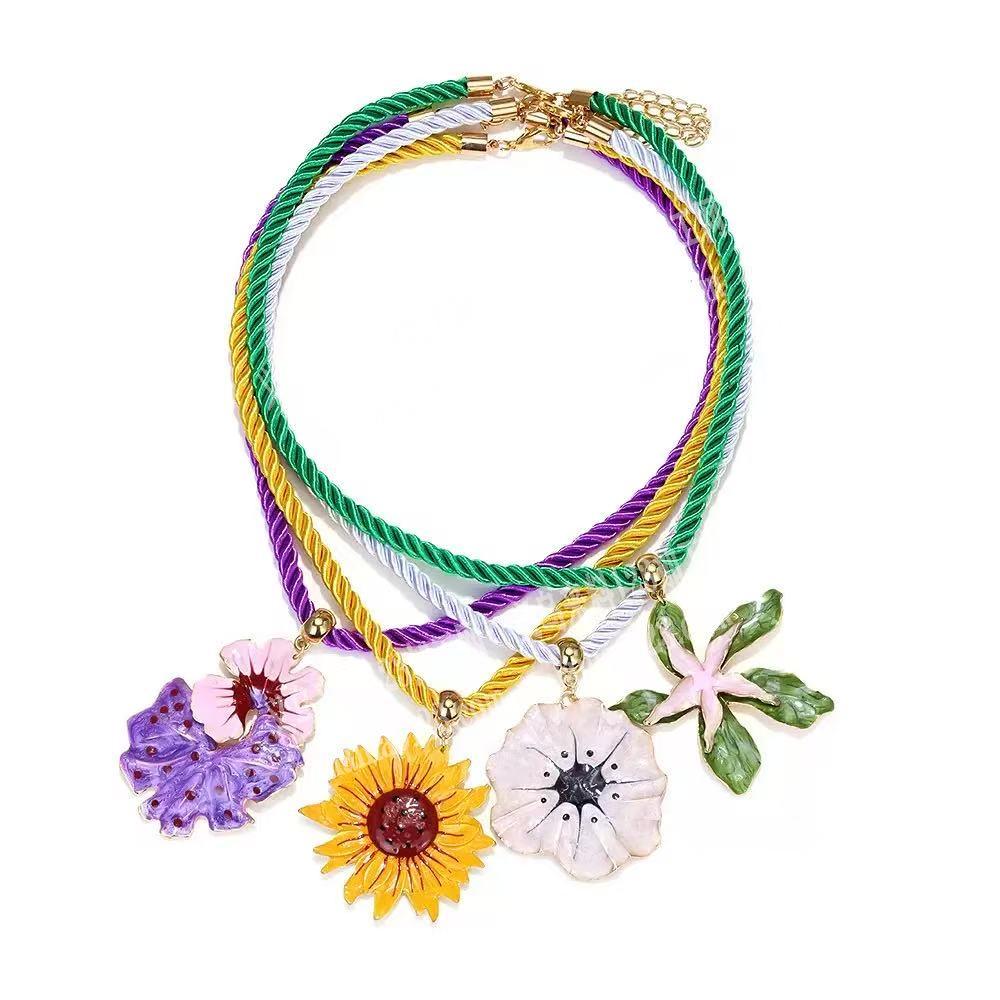 手工手链成品订单，如图，寻找工厂合作，。