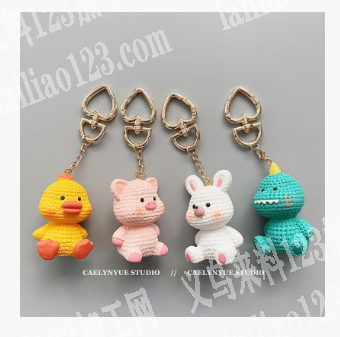 寻找专业做这种钩针编织娃娃公仔挂件的源头