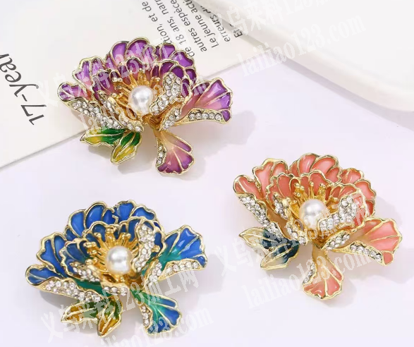 花朵滴油订单，合金饰品上面滴油外发加工，