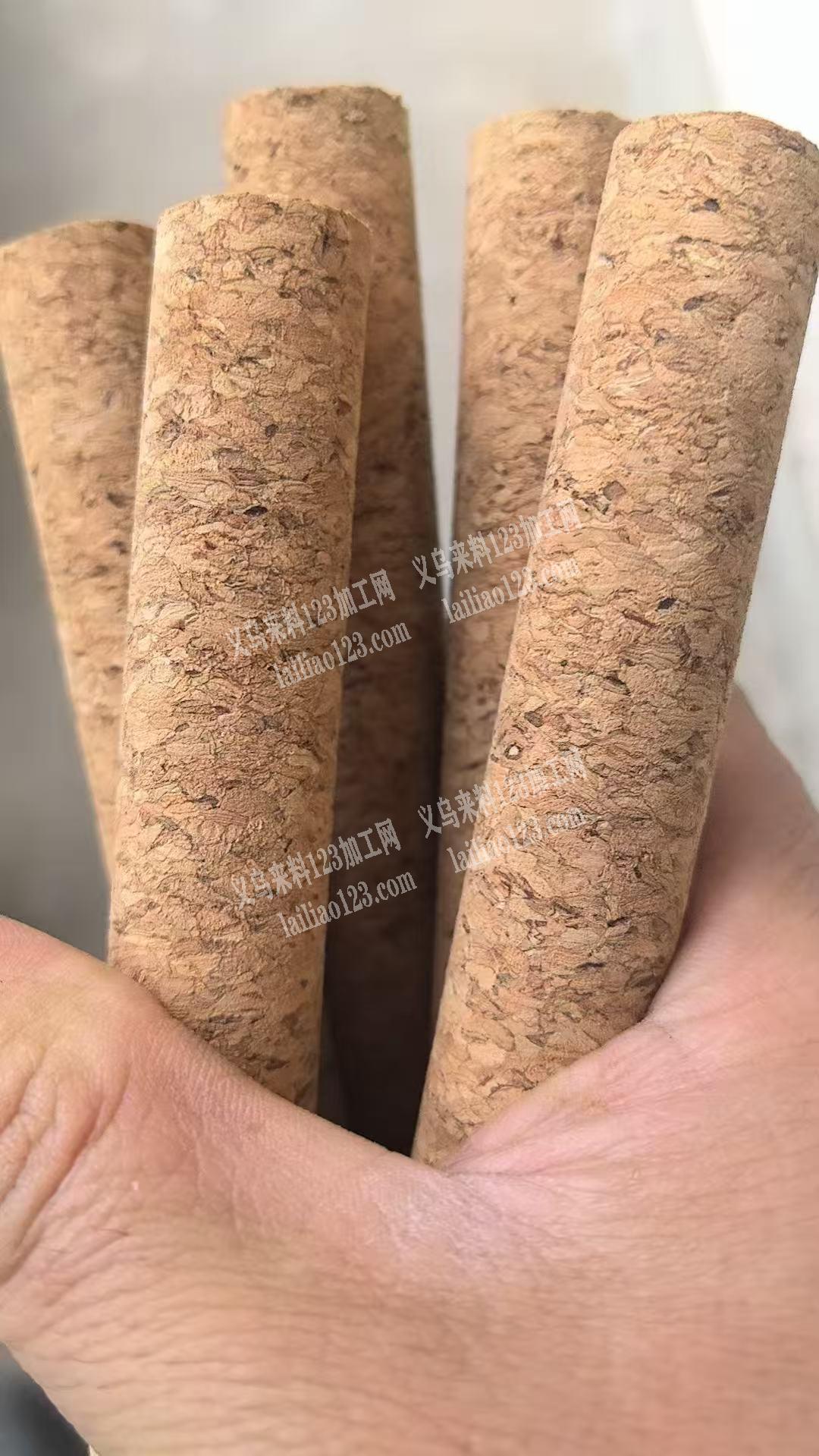 圆棒。把两头磨圆再打个孔，外发加工，如图