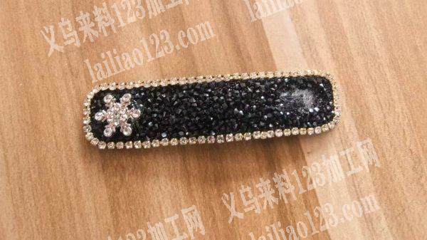 发夹上面烫钻外发加工，。寻找专业做烫钻的