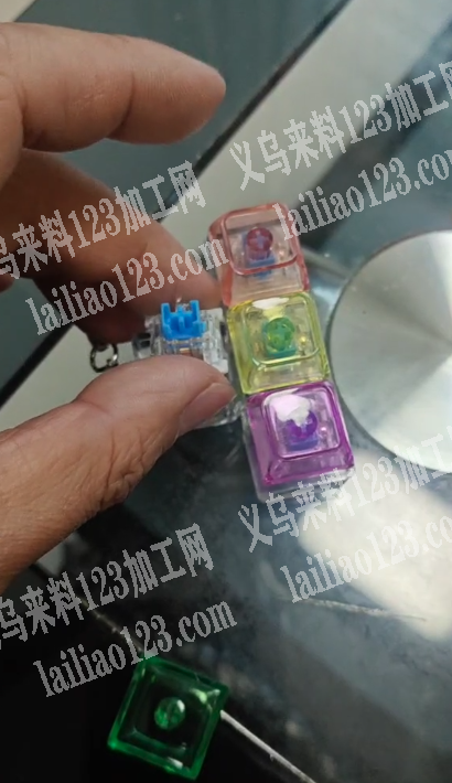 按键挂件，组装手工活外发，老板委托寻找：