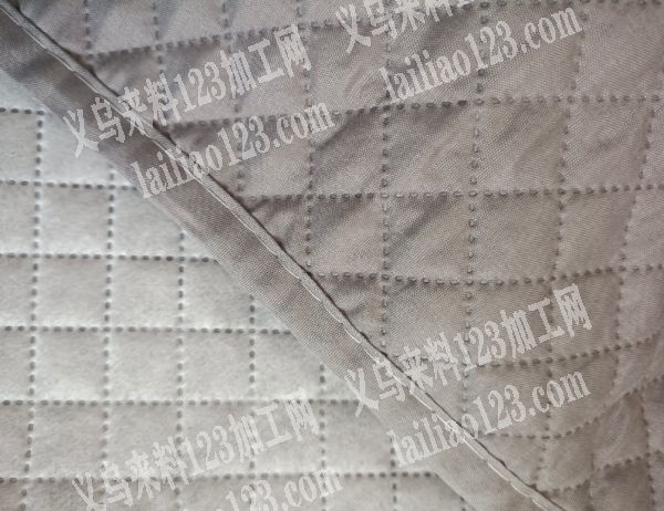 大量枕头套外发加工，寻找平车加工厂，如图