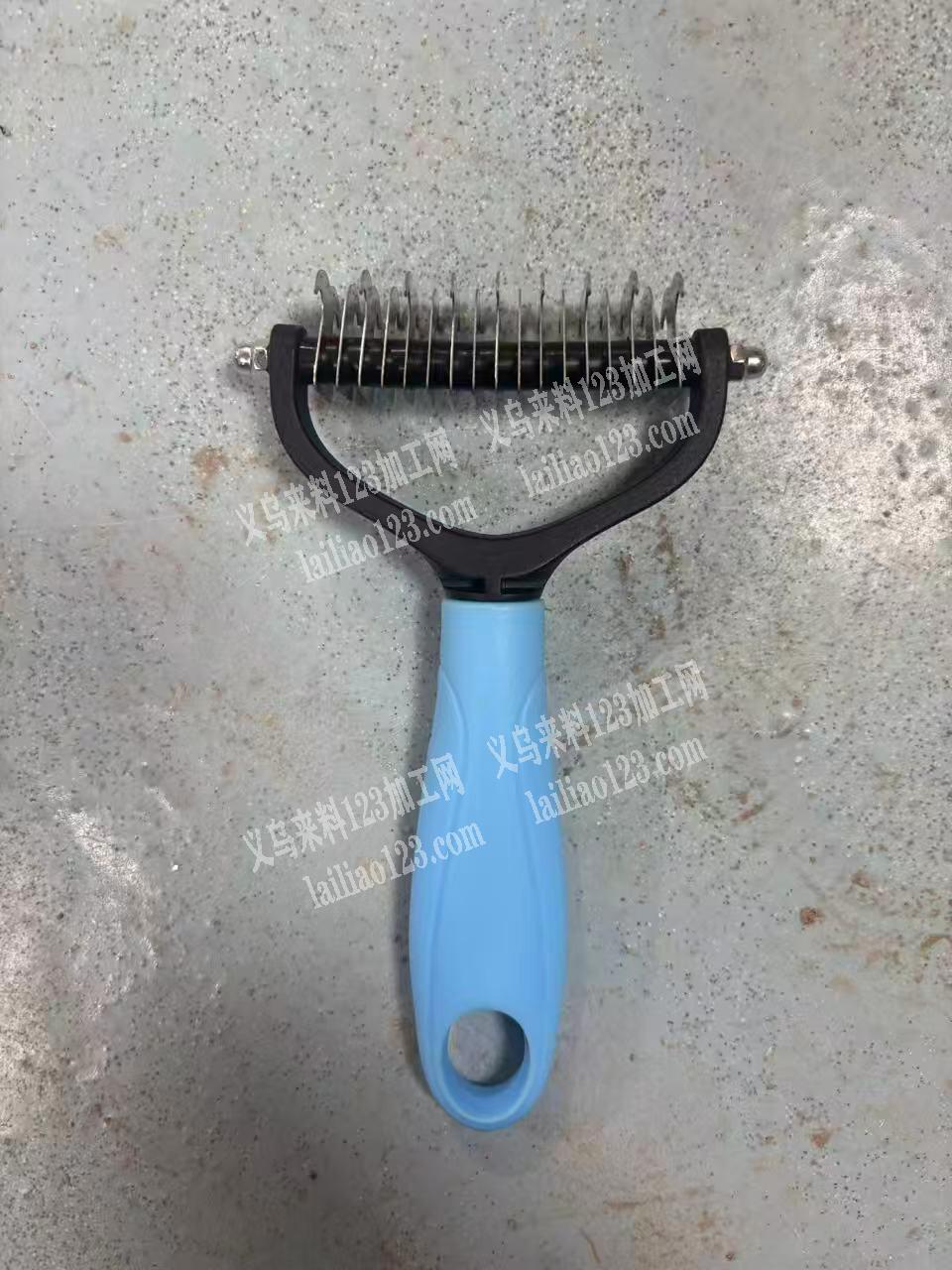 实单找宠物梳子厂家来对接详谈，微信详谈