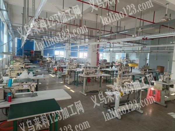 承接各种各样的箱包手袋，有一百多台平车，