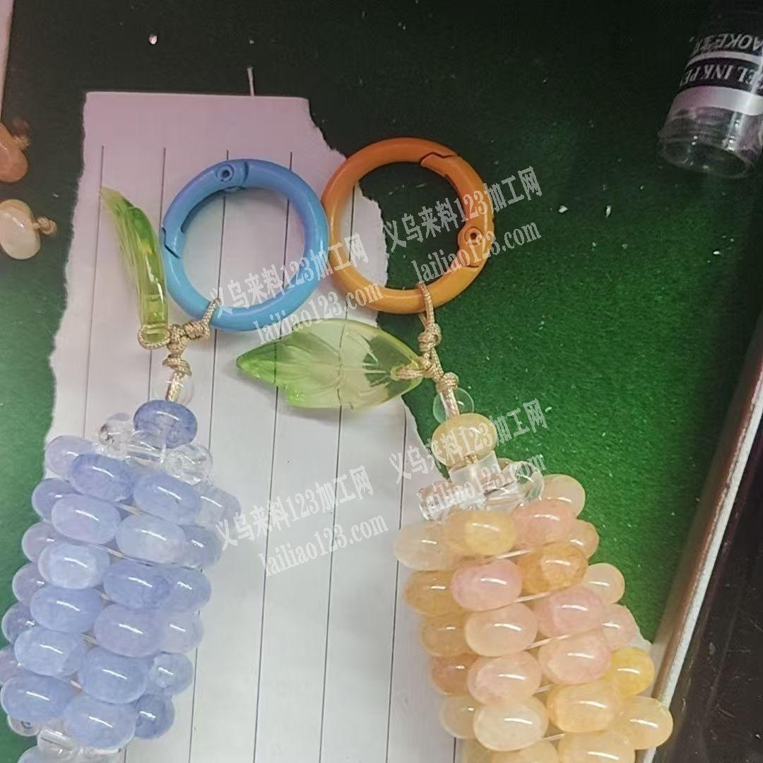 大量手工活外发，穿珠子编织做如图挂件的，