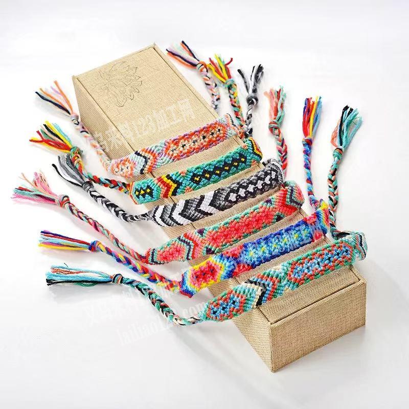 手工编织手链成品订单，寻找成品。寻找现货