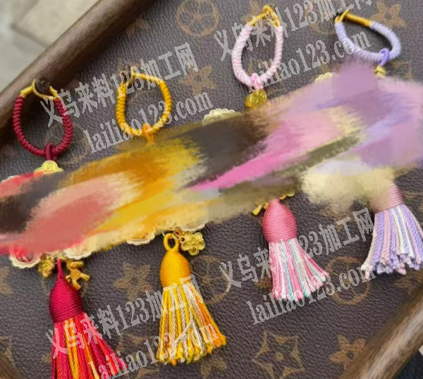 公司大量流苏订单，如图，寻找这个流苏成品