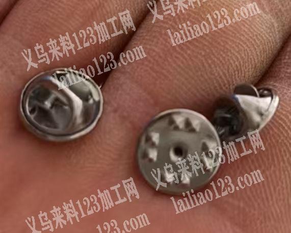 扣子订单，如图，这个是扣子。金属的，寻找