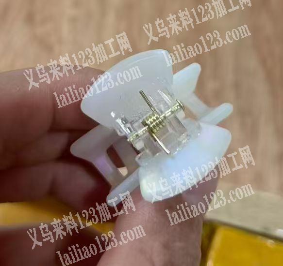如图上弹簧的手工活外发，如图，寻找会做的