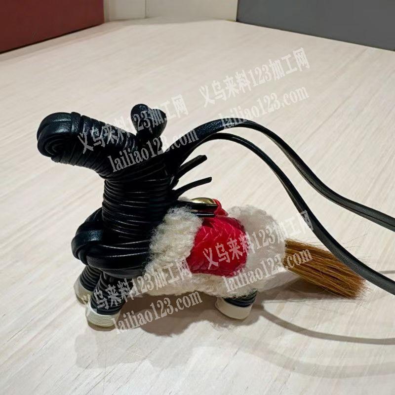 【编织手工活外发】小马编织的手工活外发，