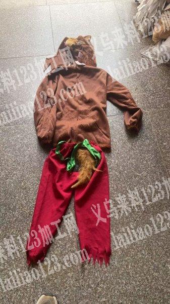 如图舞台装表演衣服外发加工，。寻找服装加