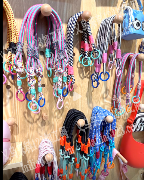 老板委托寻找：手工挂绳外贸订单，寻找可以