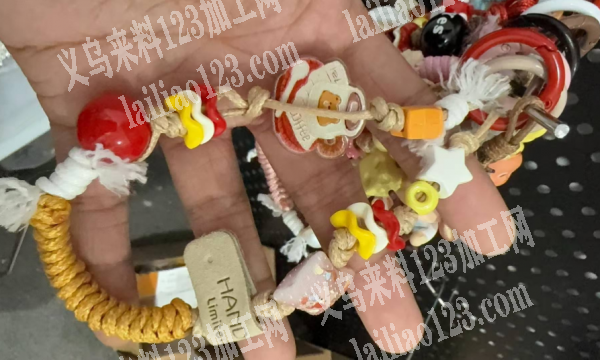 挂件手机链编织的手工活外发，寻找会做的手
