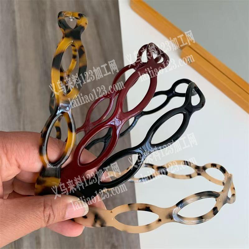 注塑的发箍订单。如图。寻找专业做这个发箍