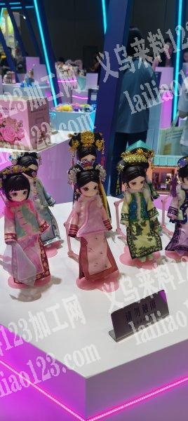 自有50/60人团队专业承接公仔衫、娃娃