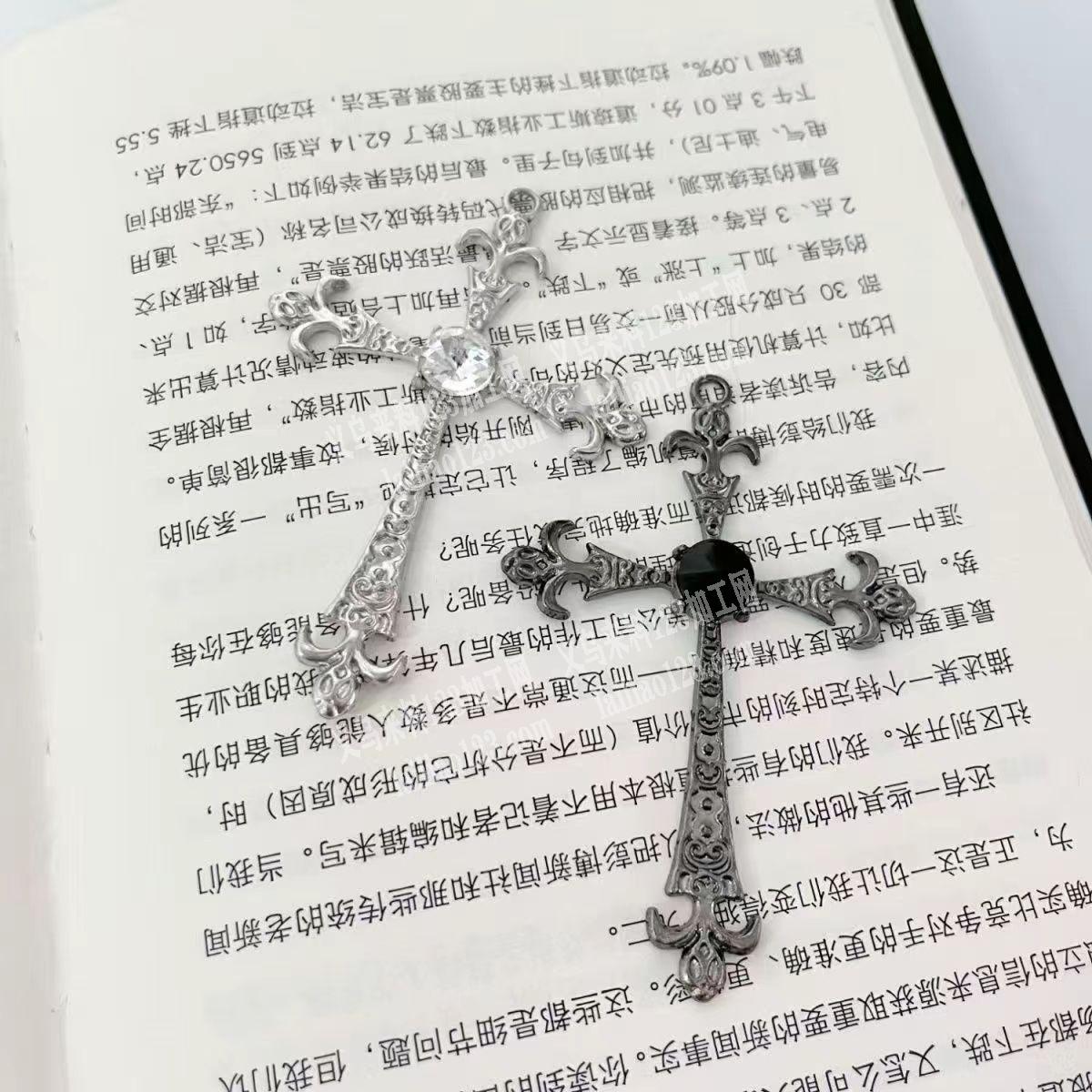 金属的。十字架项链吊坠订单，如图，寻找专