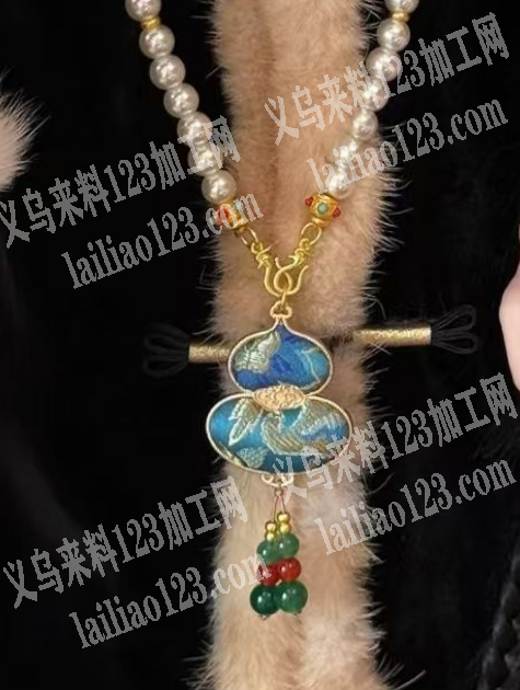 这个宋锦饰品订单，如图，寻找成品工厂。寻