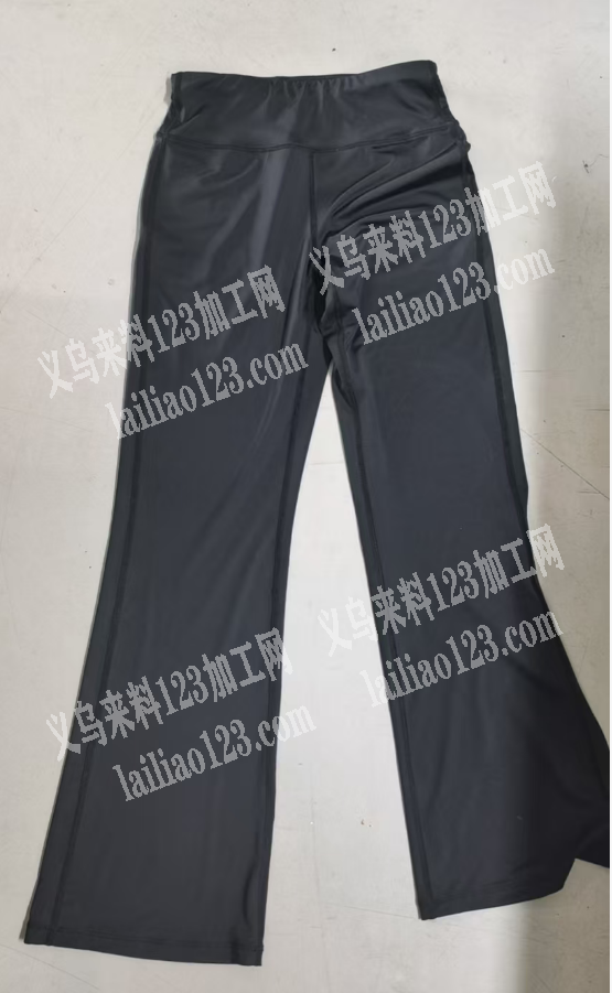 老板委托寻找：四针六线的打底裤外发加工，