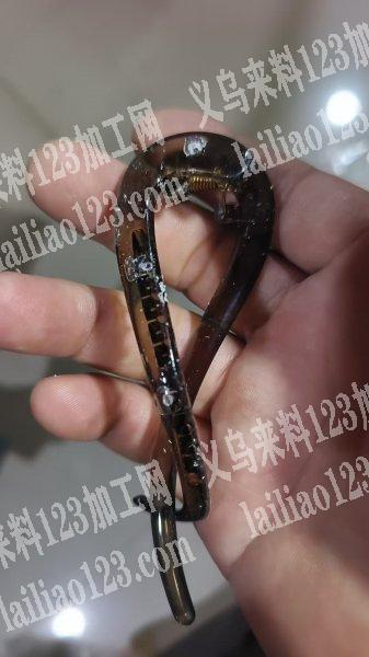 塑料扭扭夹订单，如图，寻找工厂。有意者，