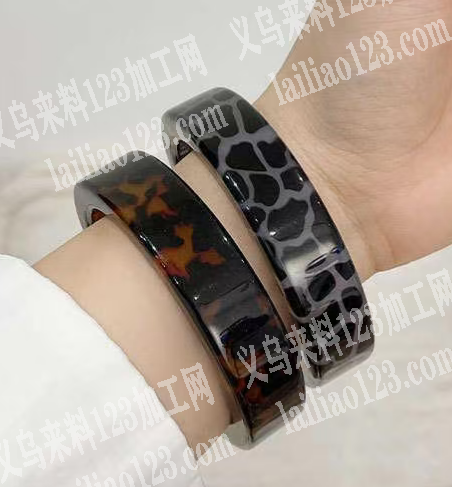 这个树脂手镯订单。如图。寻找厂家，请联系